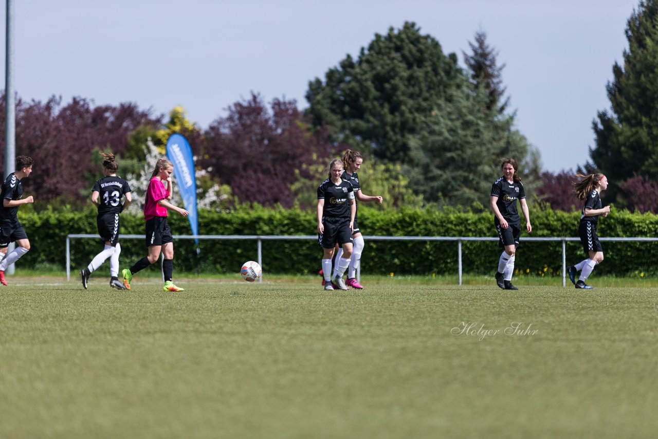 Bild 99 - B-Juniorinnen Pokalfinale SV Henstedt Ulzburg - SG Holstein Sued : 2:0